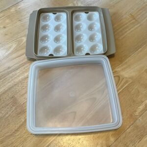 Vintage Tupperware Deviled Egg Carrier 723-1 Tan Base 16 Slot White Inserts Lid